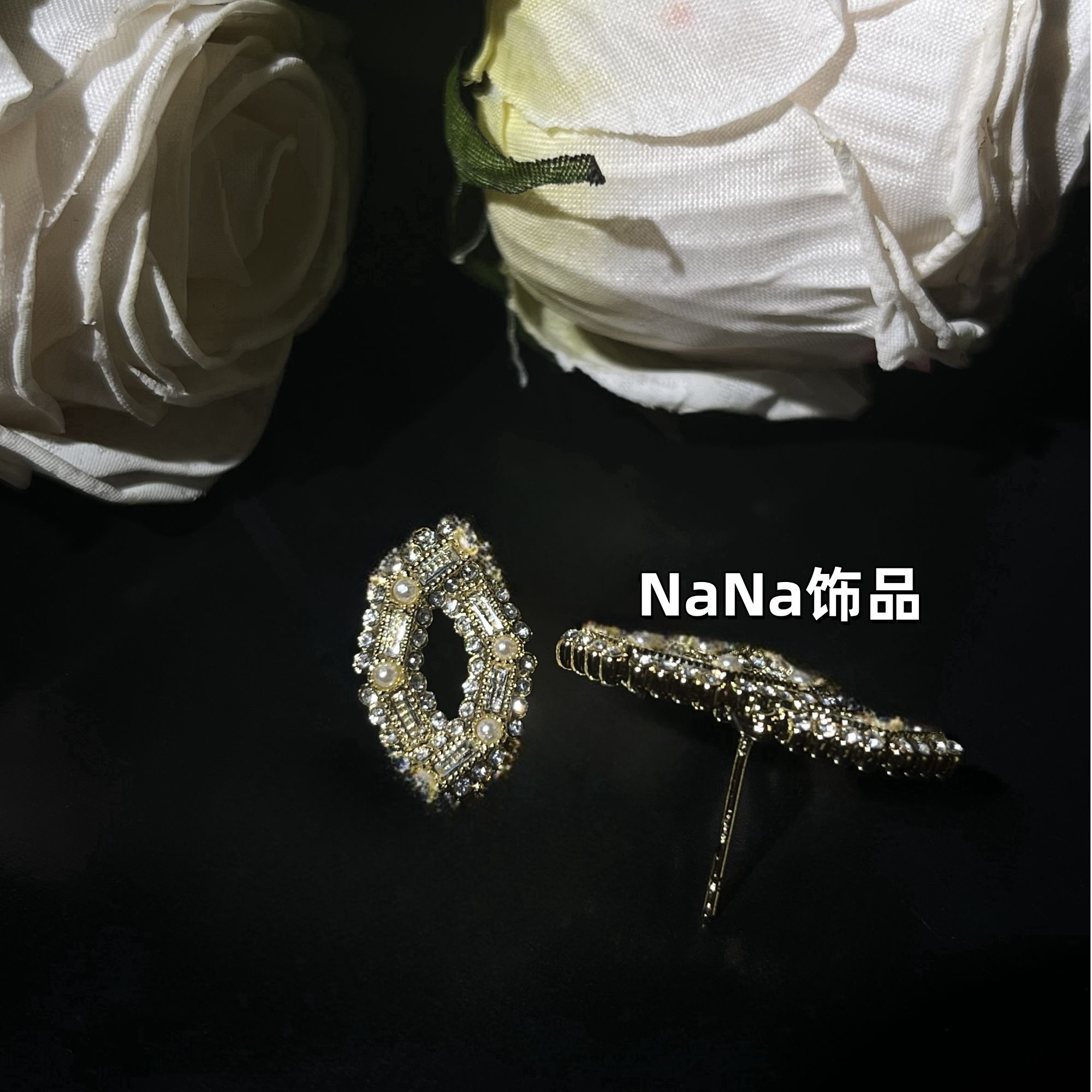 铜合金仿珍珠耳饰 金色珍珠方锆耳钉 A016