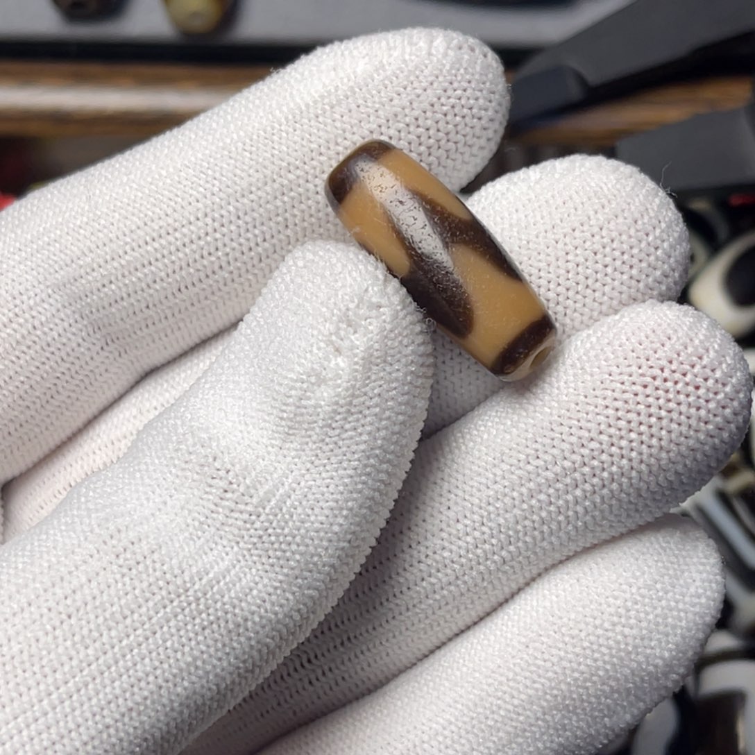 玛瑙/玉髓未镶嵌颈饰曲贡