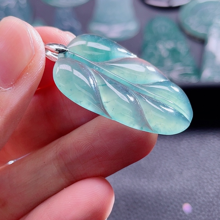 翡翠颈饰未镶嵌8888888888