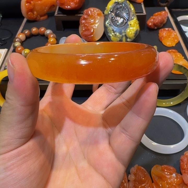 柠***）石英质玉（金丝玉）合金手镯62