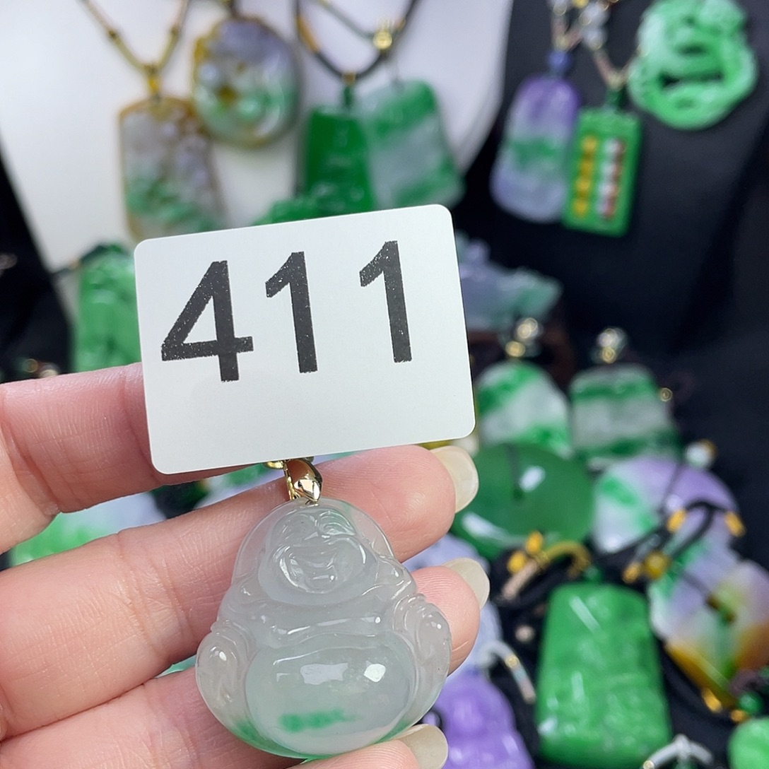 翡翠未镶嵌吊坠(赠链)