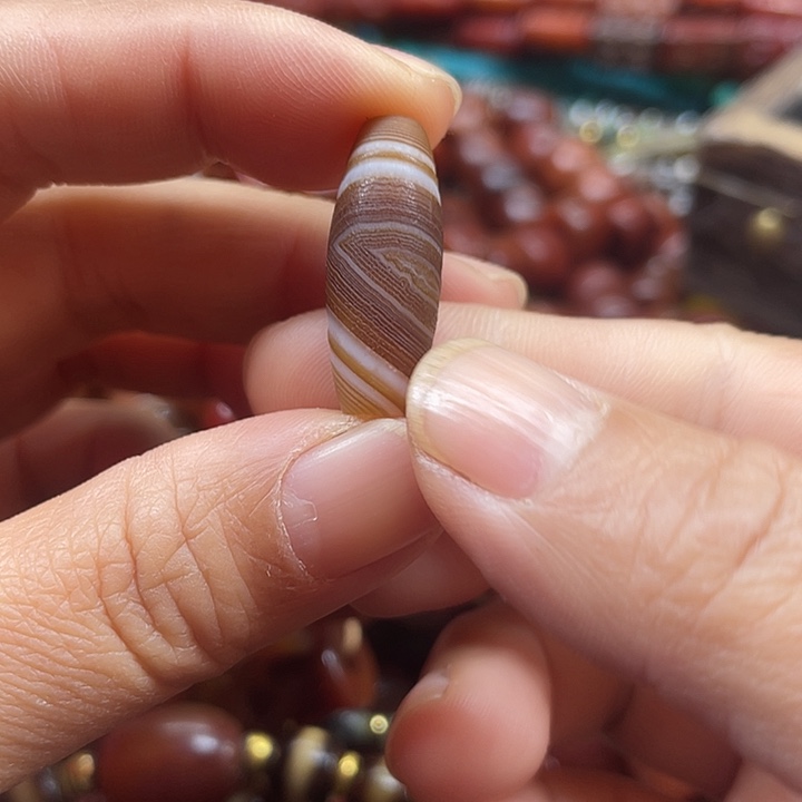 路***间玛瑙/玉髓未镶嵌颈饰