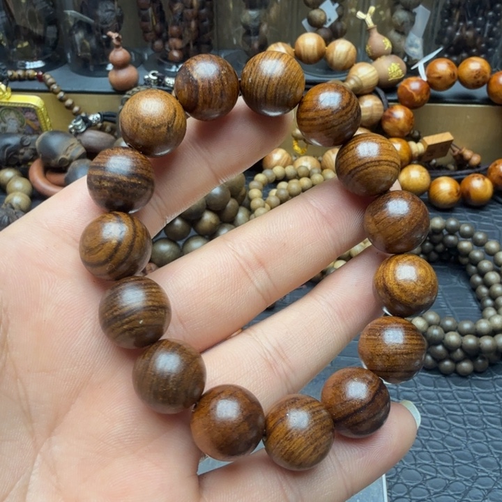 沉香碎屑沉香东帝汶虎沉1.5