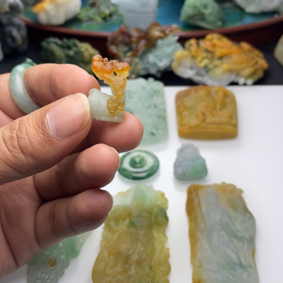 定制翡翠未镶嵌一路发财