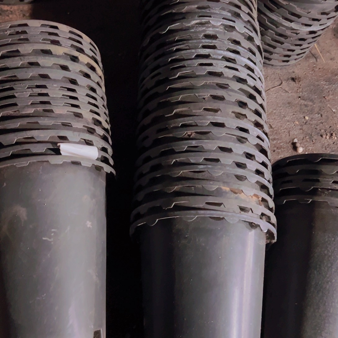 塑料兰花韩盆17.5口径 19高 15个