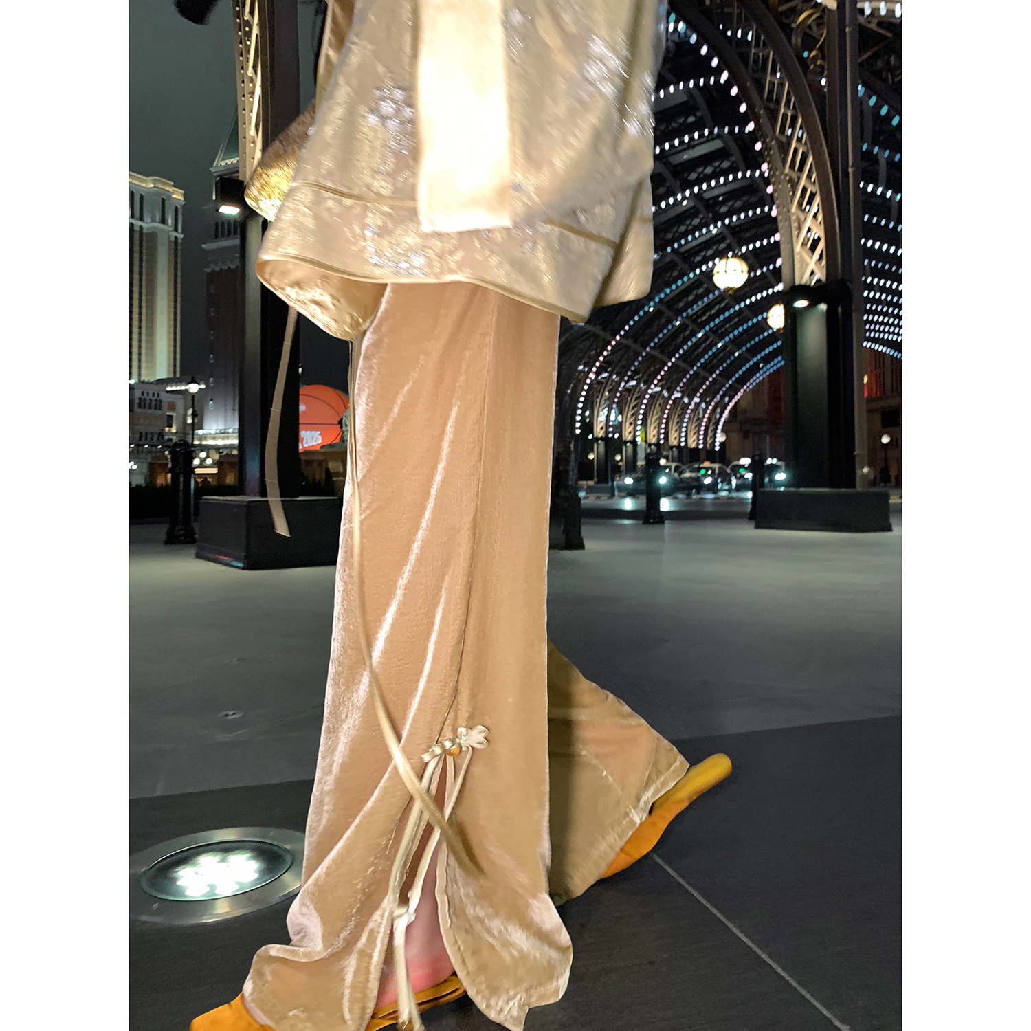 MOSS STUDIO【素云栖】国风新中式脚口开叉丝绒禅意休闲阔腿裤女