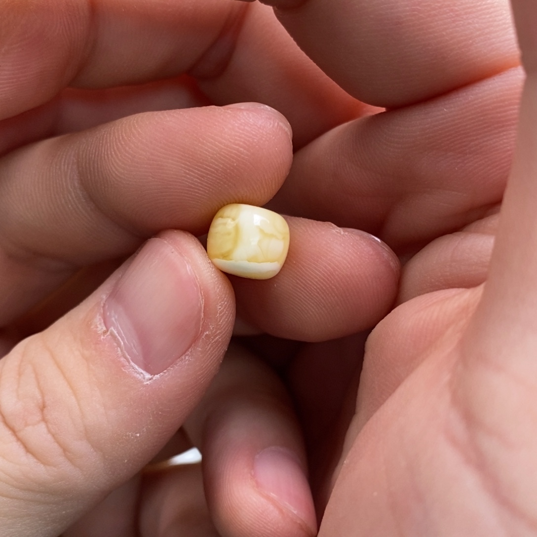 @***城蜜蜡未镶嵌裸石配饰