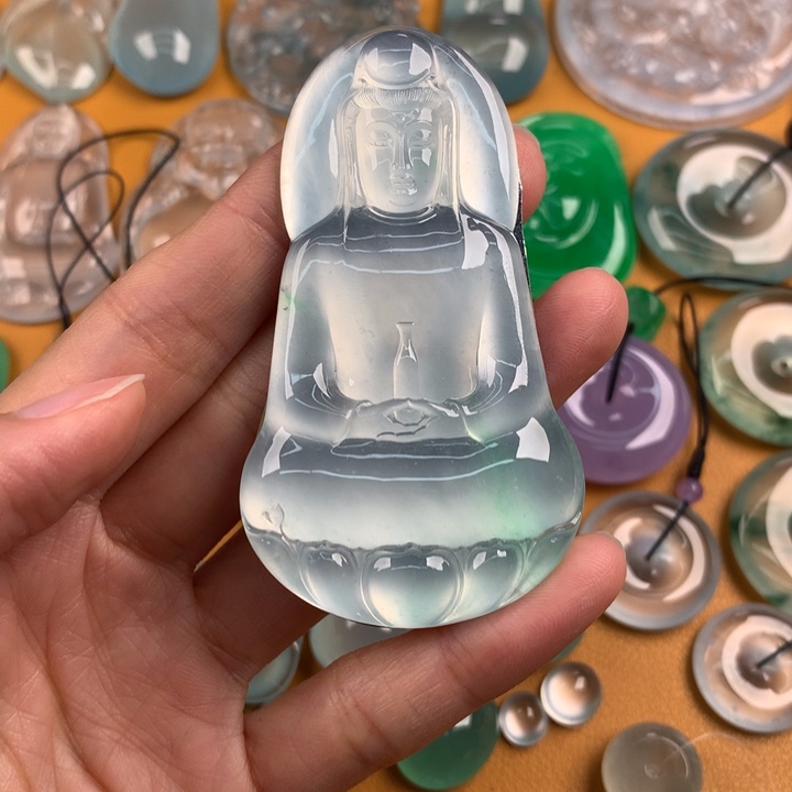 翡翠未镶嵌颈饰111111111