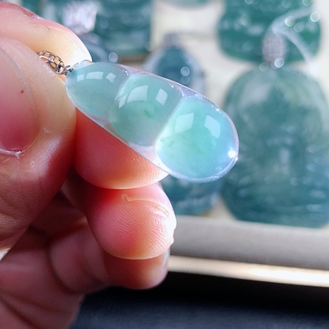 【闪购商品】翡翠颈饰18K金镶嵌天然翡翠