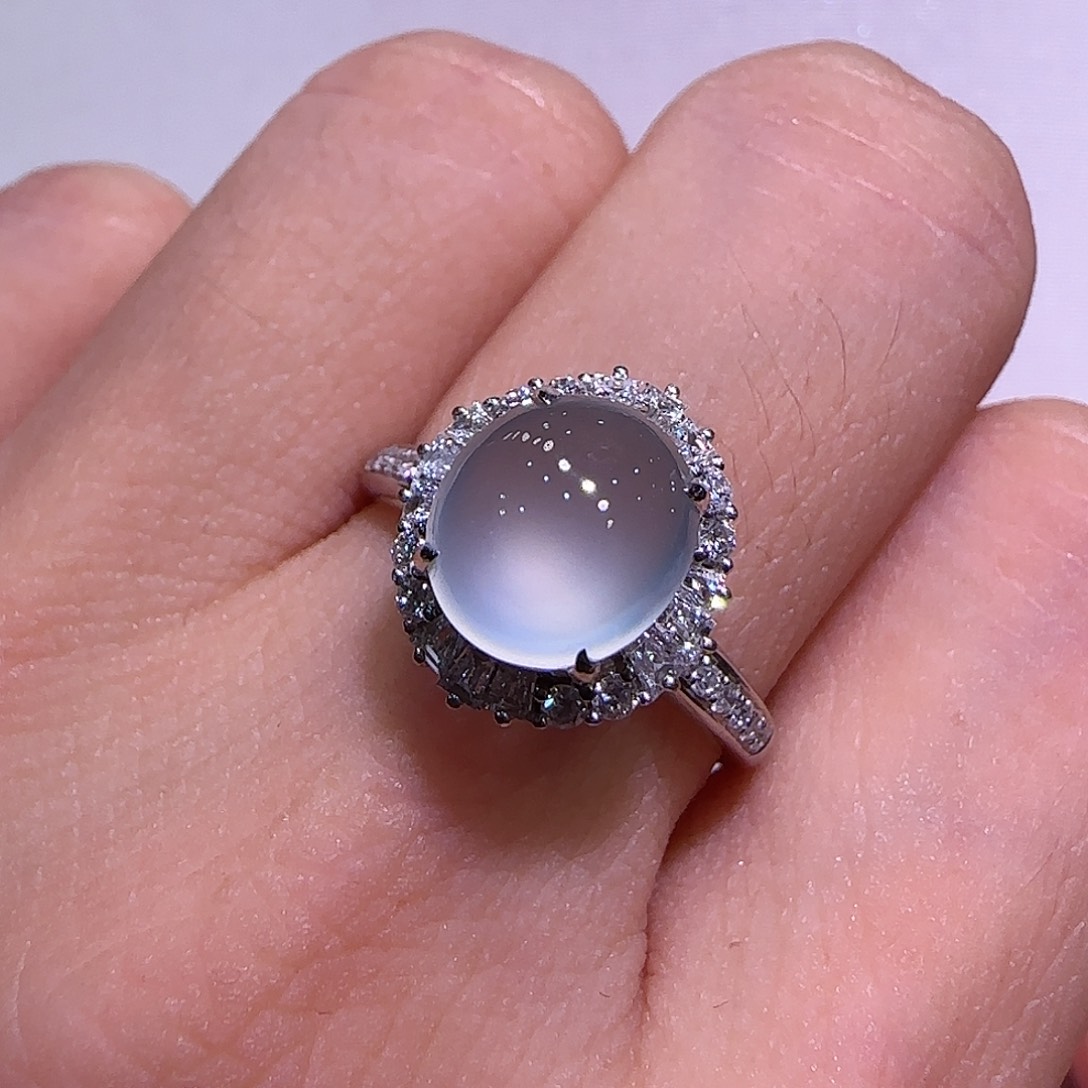 翡翠戒指18K金镶嵌戒指