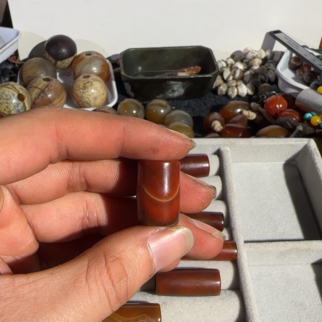 林***致玛瑙/玉髓未镶嵌颈饰