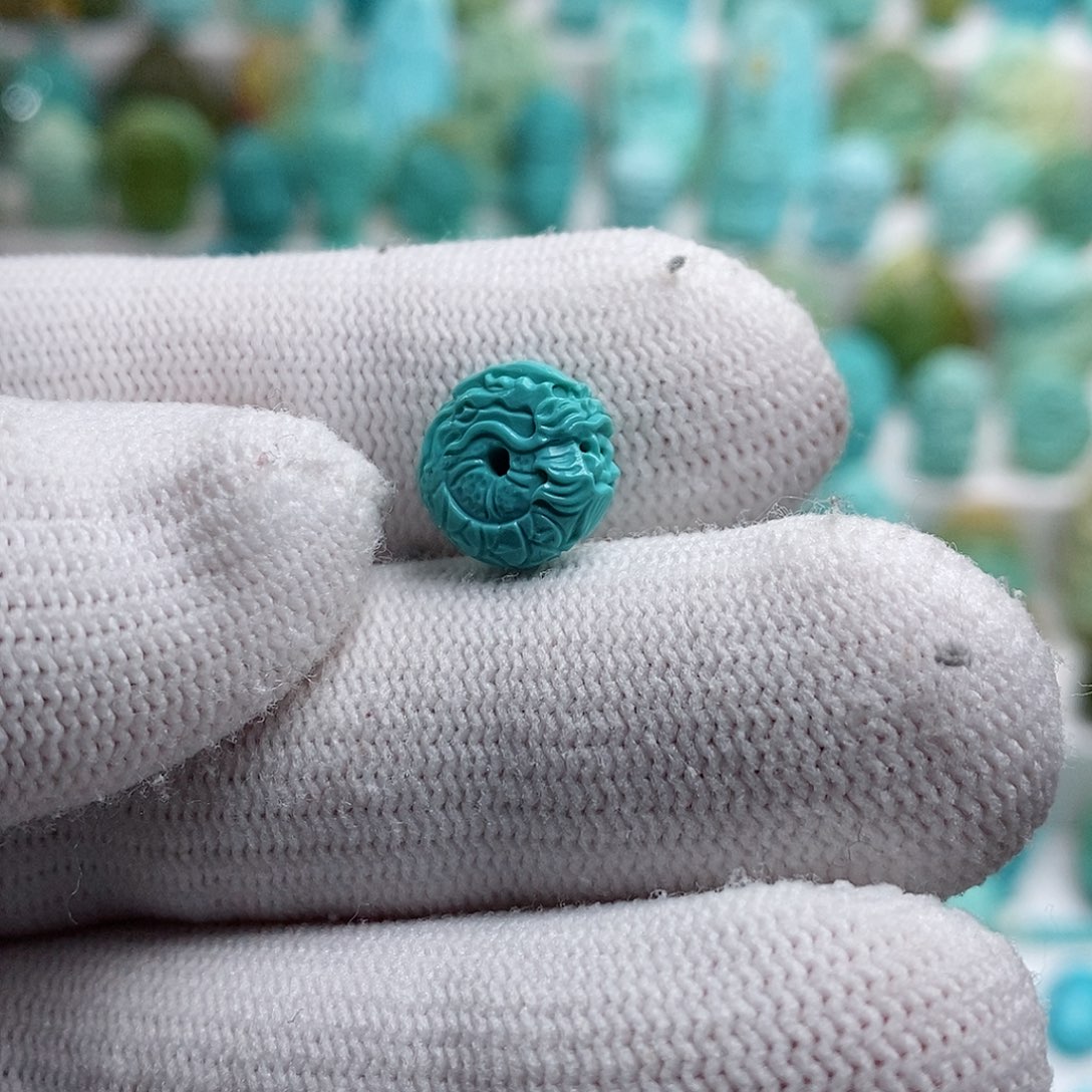 绿松石绿松石未镶嵌往**风