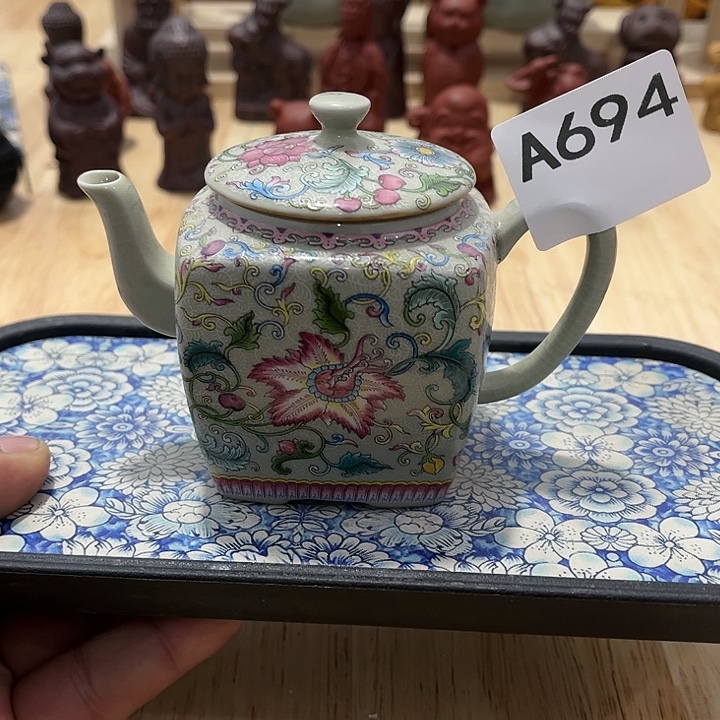 默认微瑕瓷器、茶具、壶、摆件，介意勿拍 