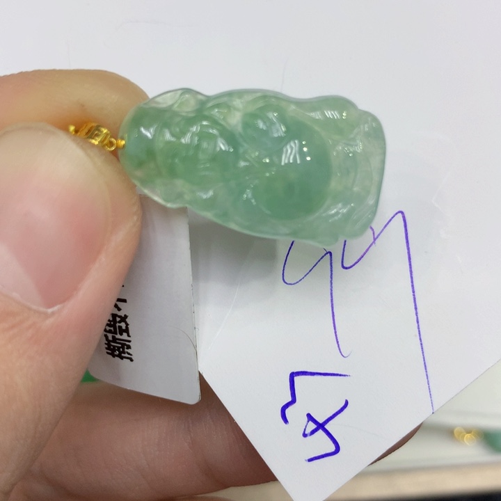 颈饰18K金镶嵌翡翠翡翠