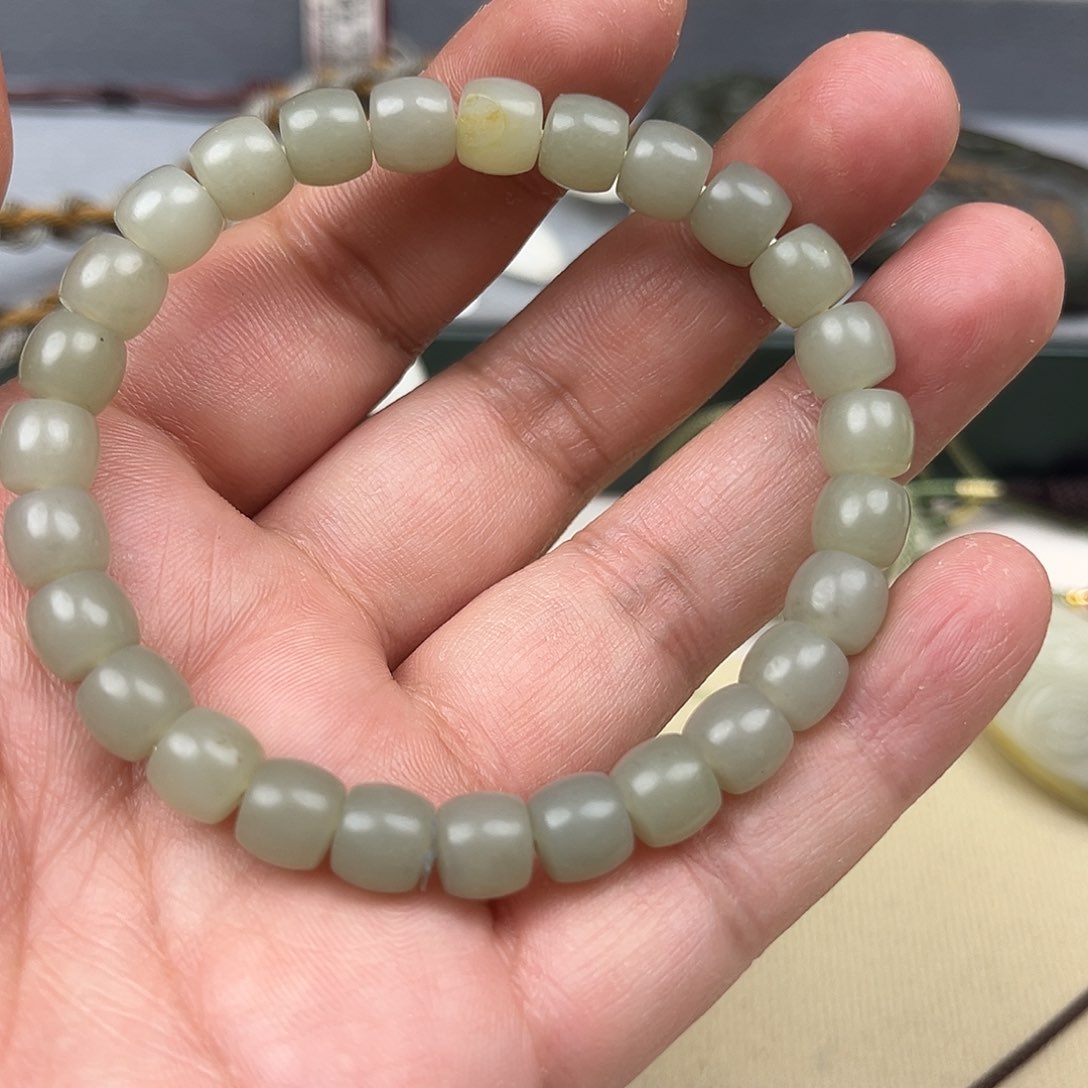 和田玉手链未镶嵌