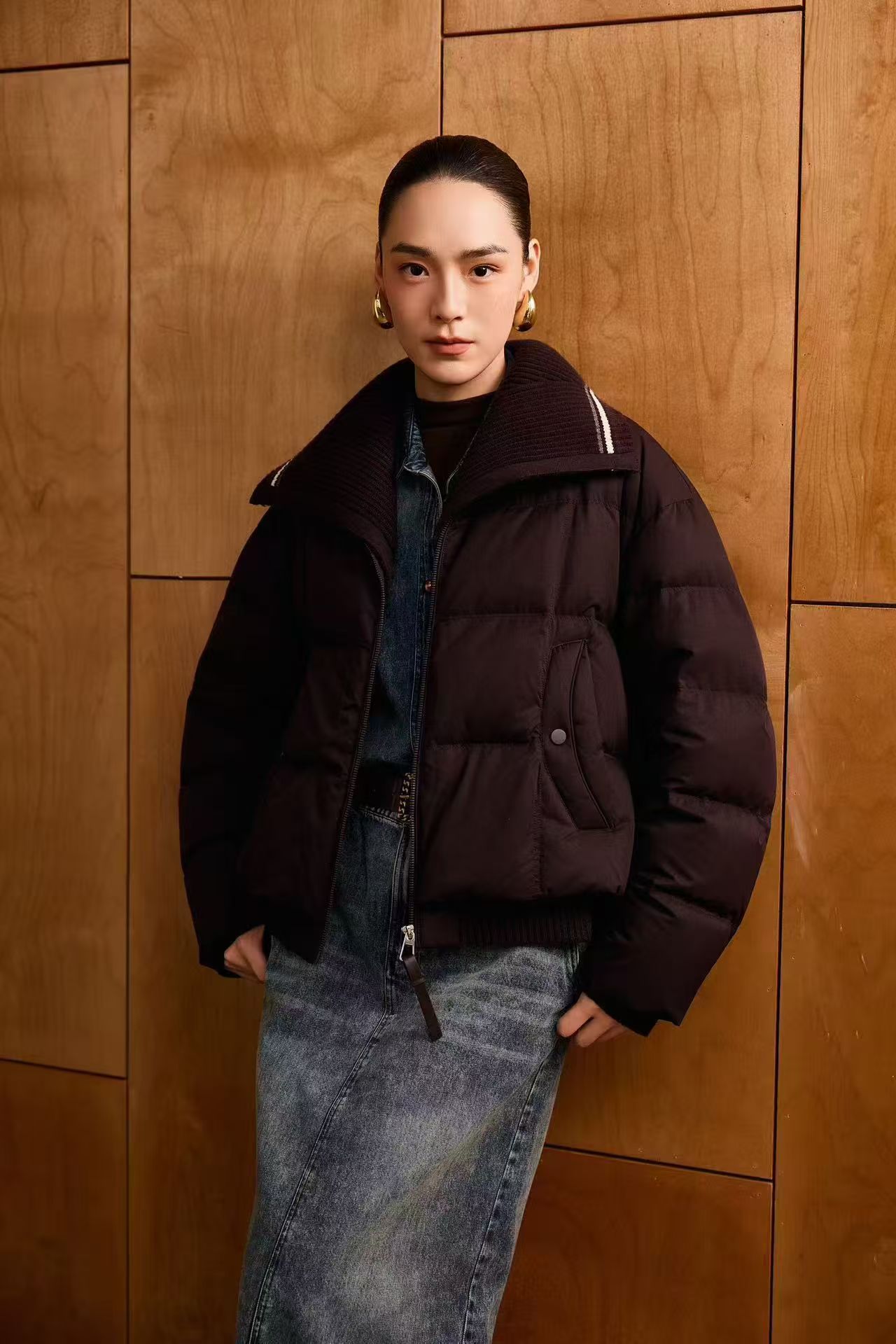 【睿娜维拉】高端时尚休闲短款羽绒服