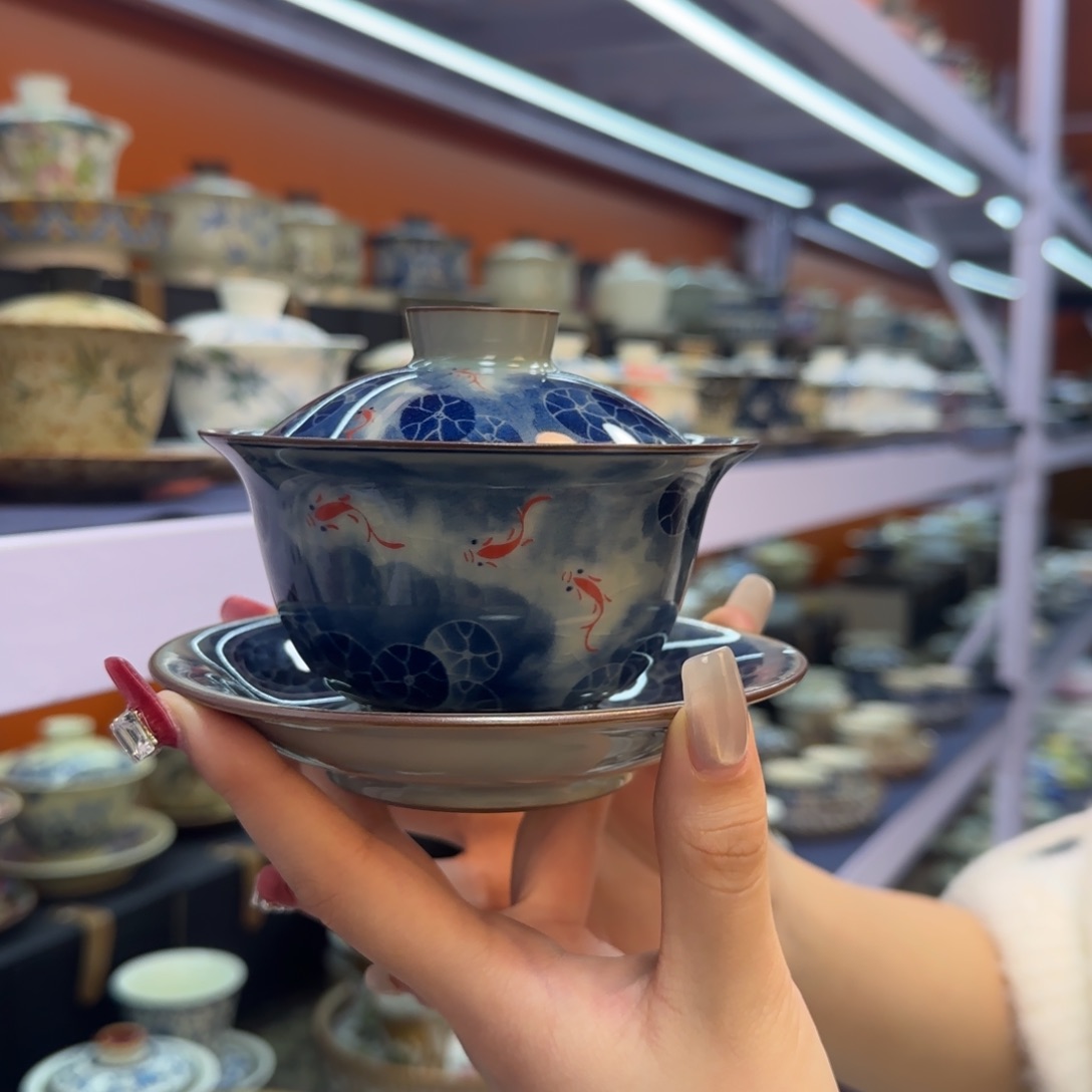 我在外面吃饭呢你在哪了