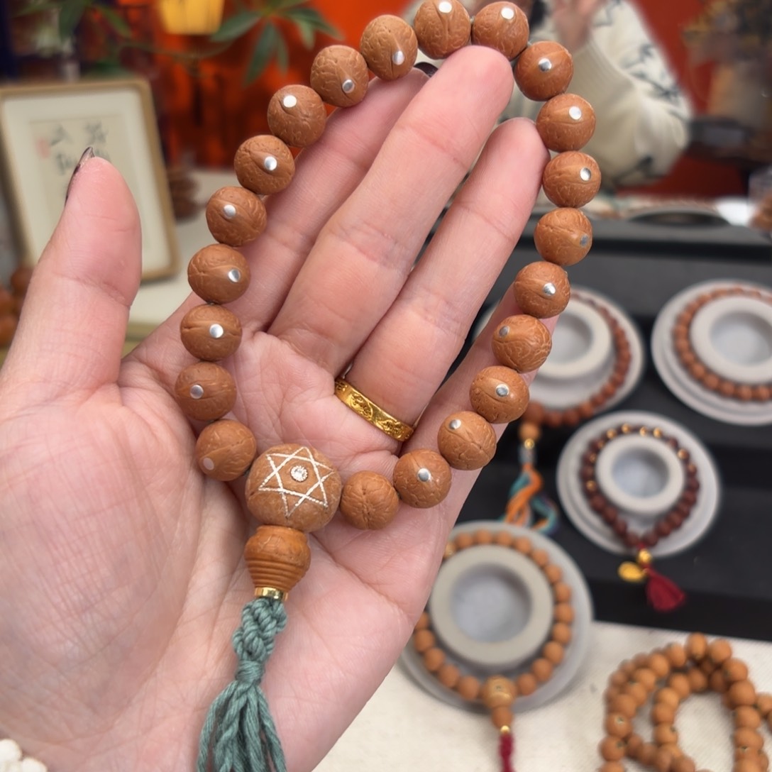 凤眼菩提吊坠11.5毫米铁籽单圈银白钉