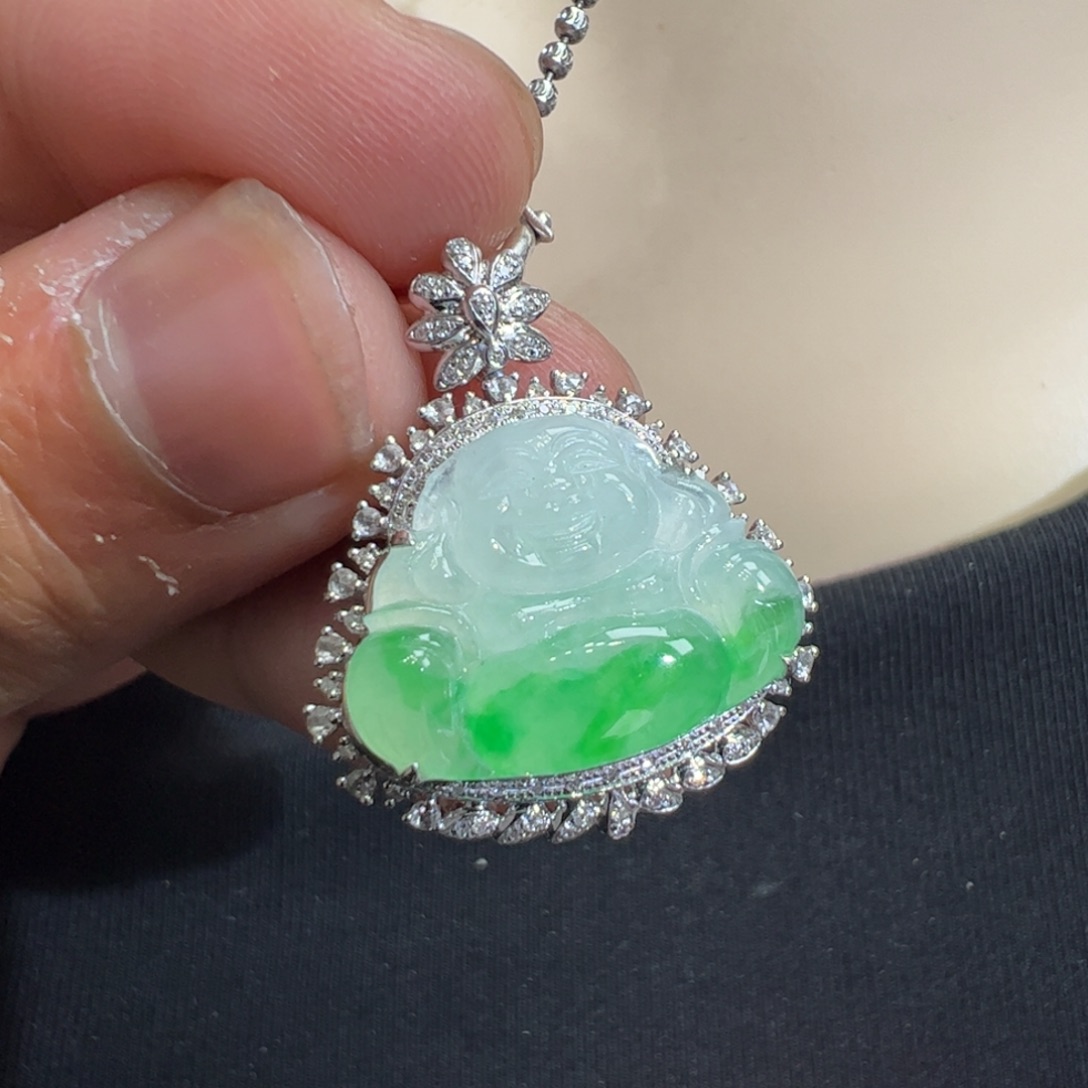 翡翠吊坠(不含链)18K金镶嵌