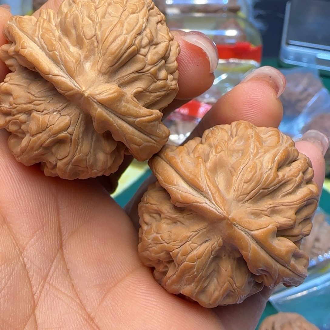 文玩核桃吊坠39➕全品红锦鲤