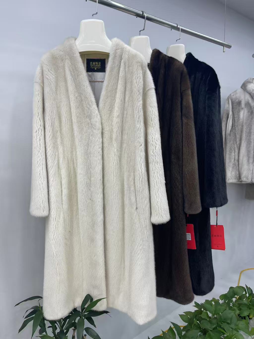 QL秋冬新款全抽刀V领百搭大衣