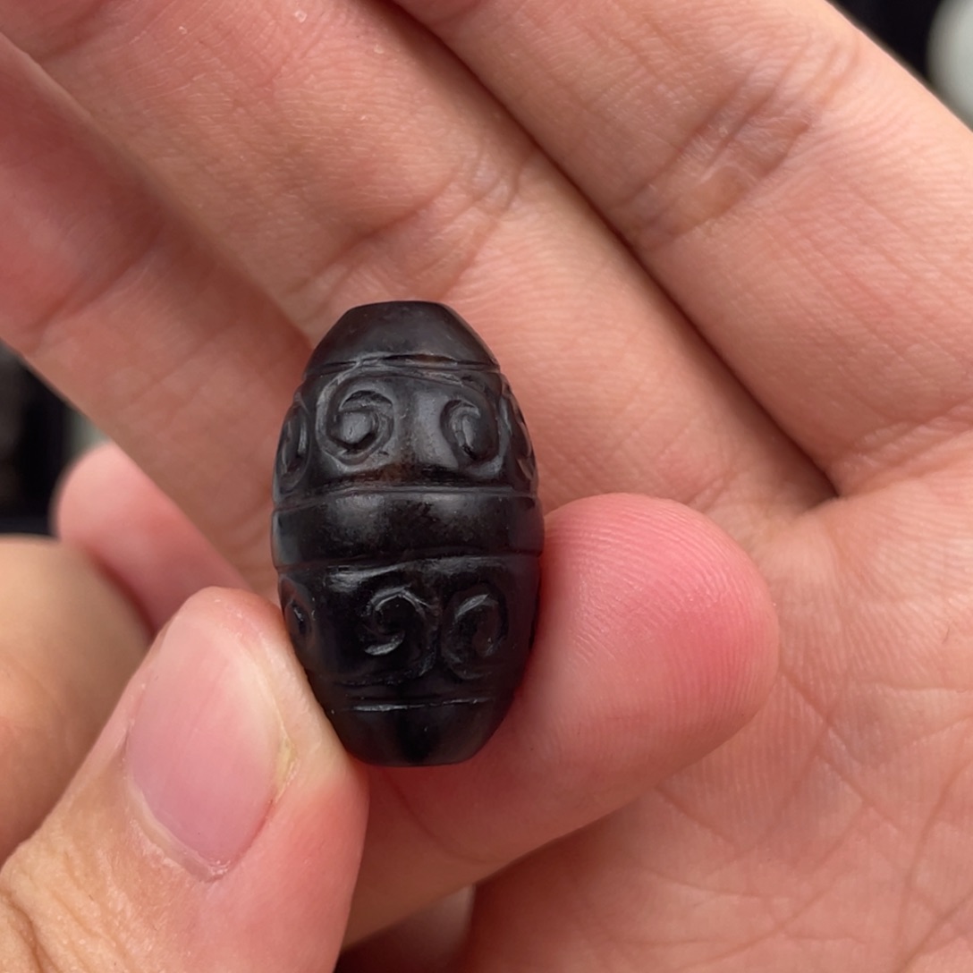 和田玉（糖玉）颈饰未镶嵌