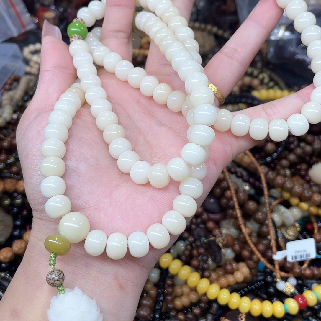 维腊木（绿檀）无事牌