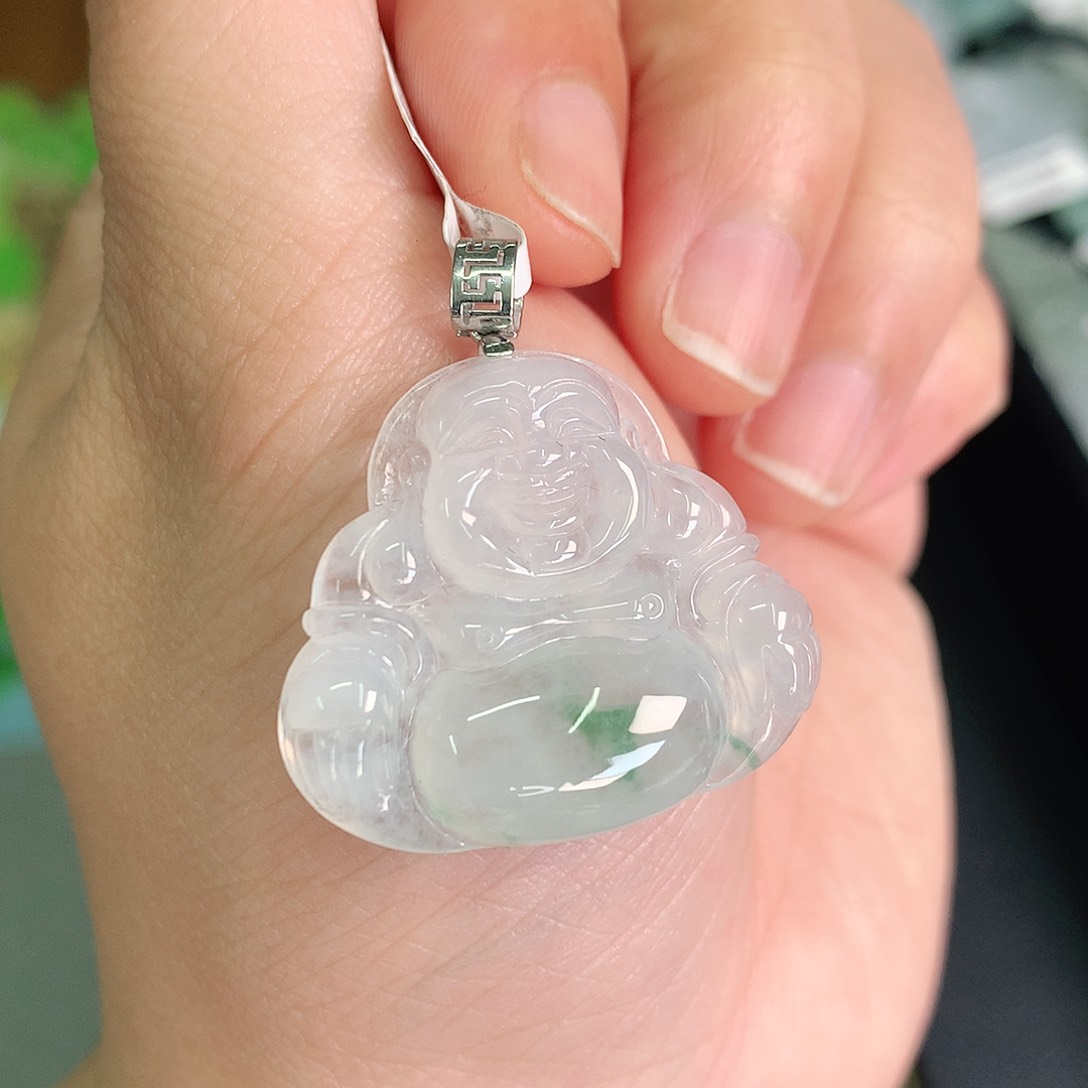 翡翠颈饰18K金镶嵌飘绿佛公