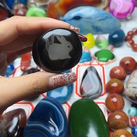 玛瑙/玉髓颈饰未镶嵌