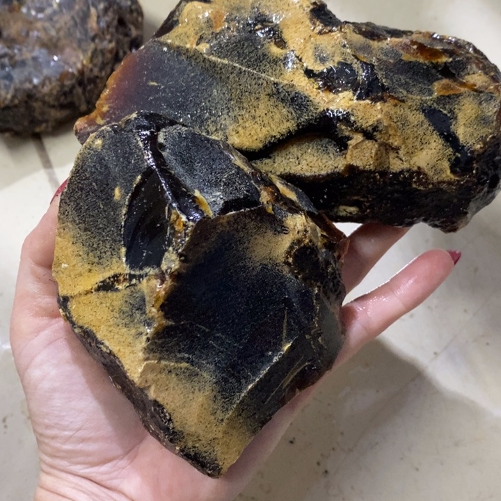 龙***子挂件玛瑙/玉髓合金蓝珀