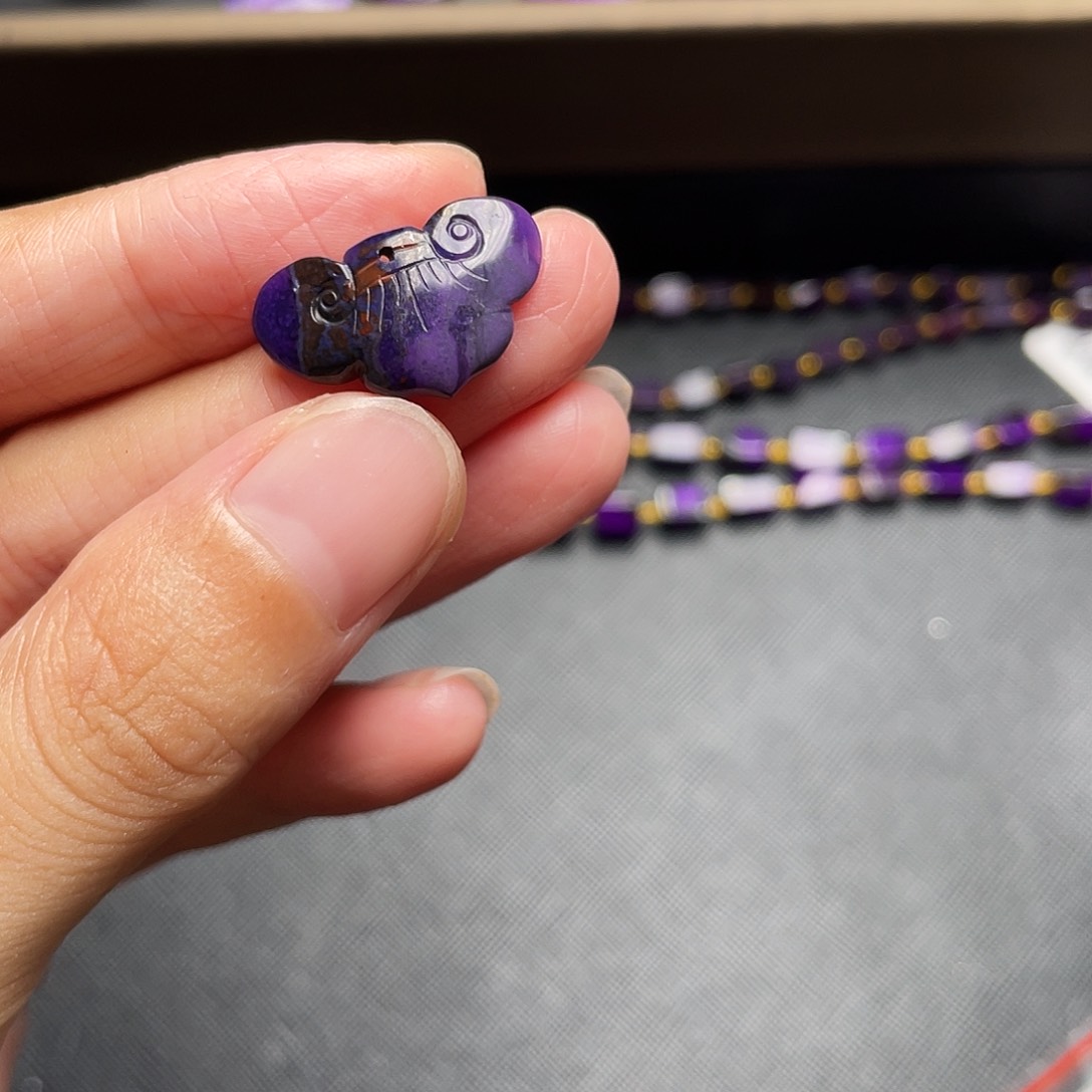 银S925镶嵌苏纪石（舒俱来）吊坠