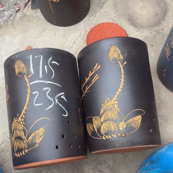 紫砂花盆紫砂的花