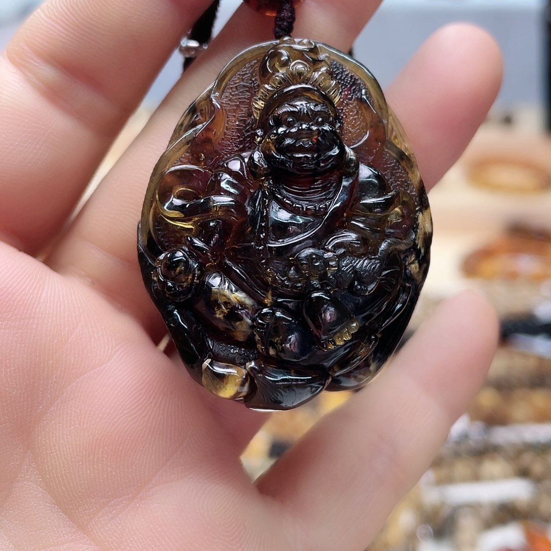 琥珀裸石未镶嵌大