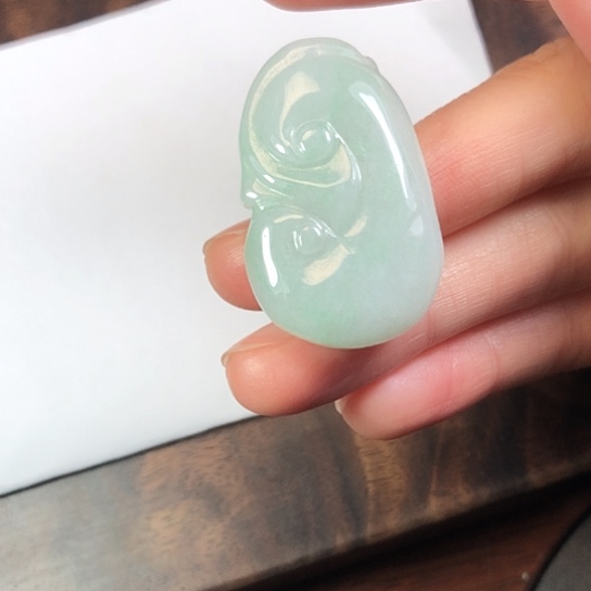 翡翠未镶嵌颈饰缅甸A货，每天下午1点半开播