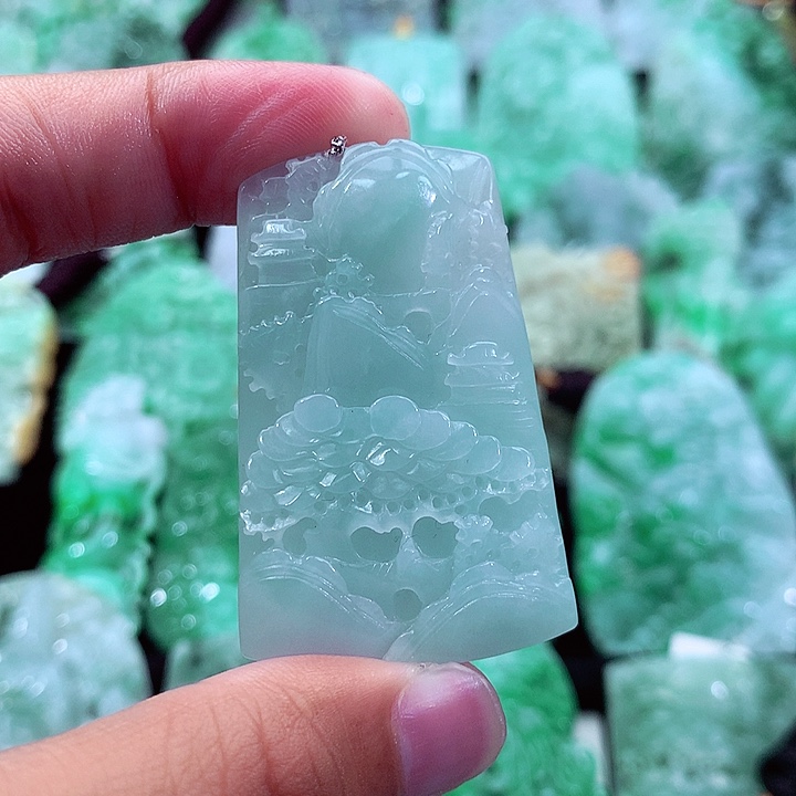 翡翠未镶嵌吊坠(不含链)