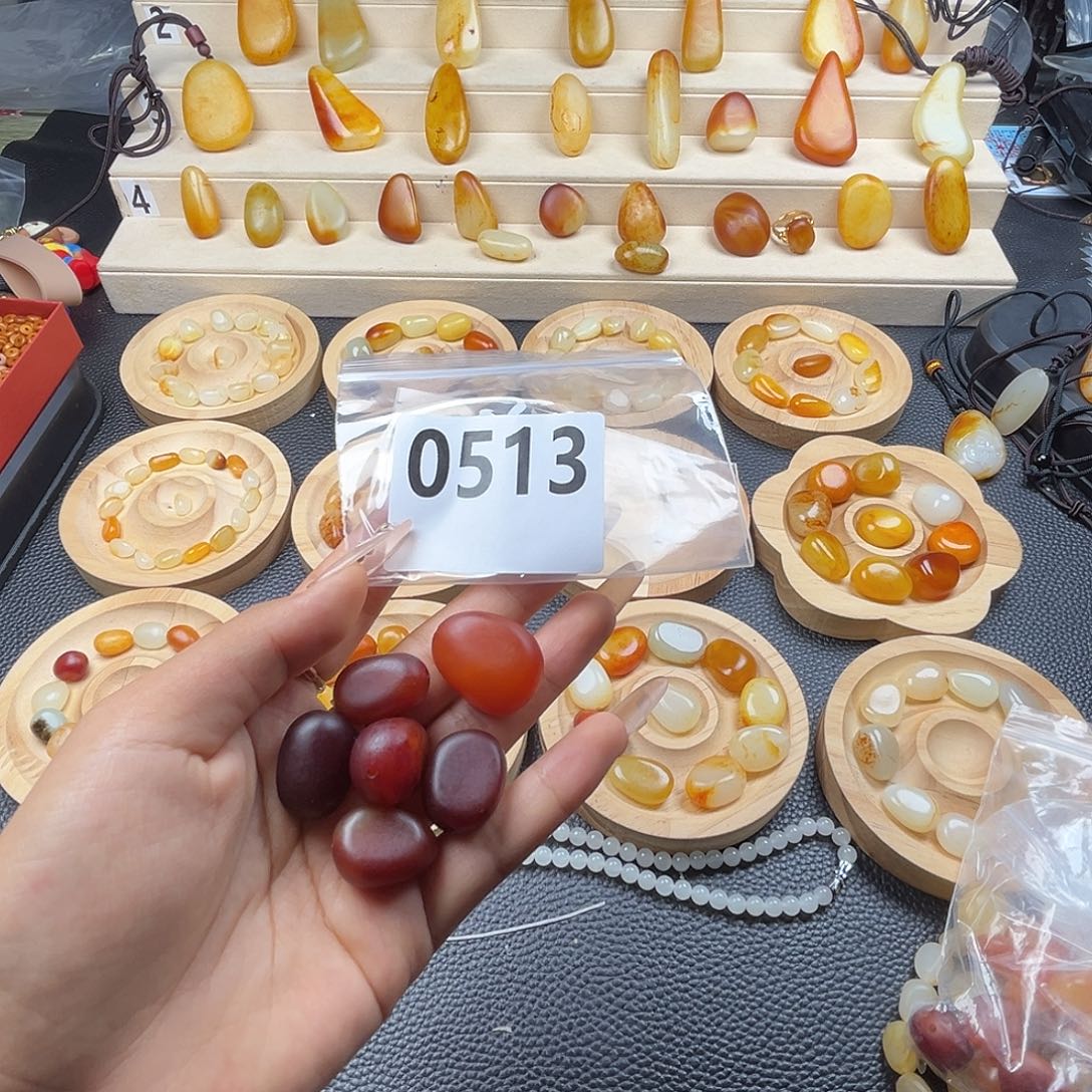 随***…手串未镶嵌和田玉