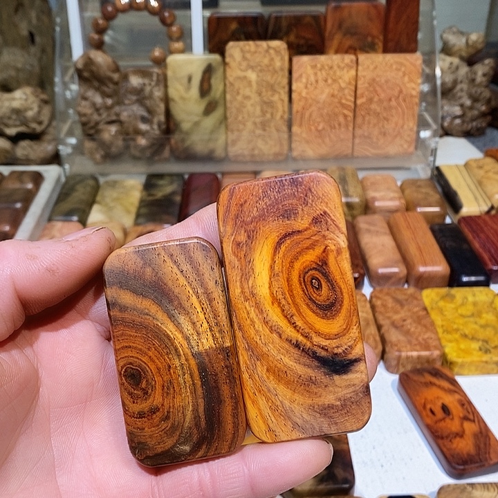 舵***爷香榧木木质哈把玩件5888888