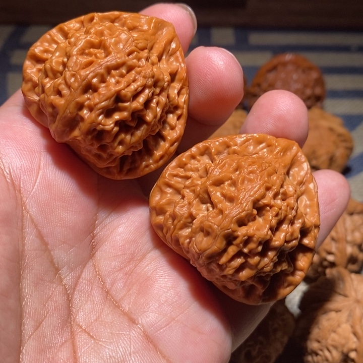 武***主文玩核桃吊坠核桃