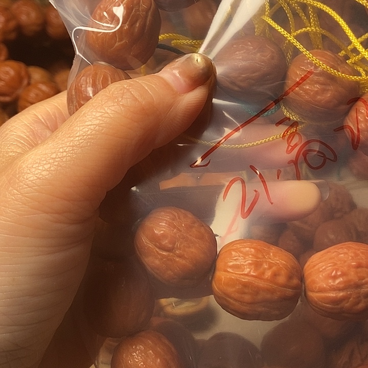 S***O文玩核桃手串大枣