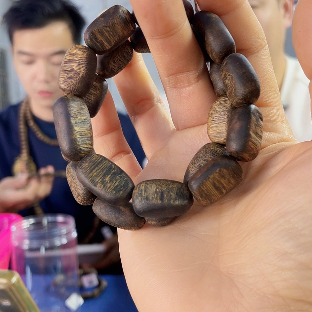 沉香手串海南老白棋留疤单圈1.1/11克多样性发一