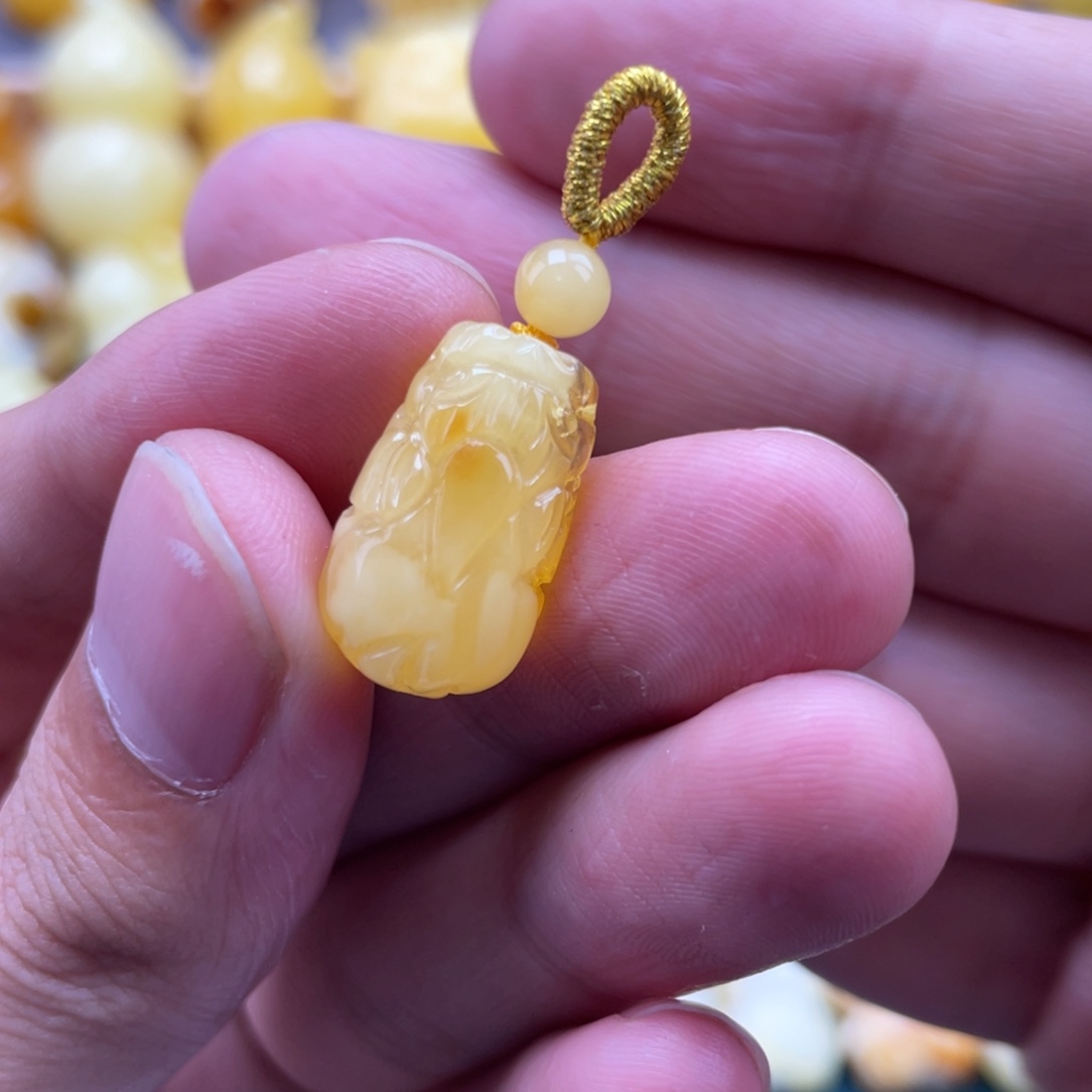 琥珀未镶嵌裸石蜜蜡