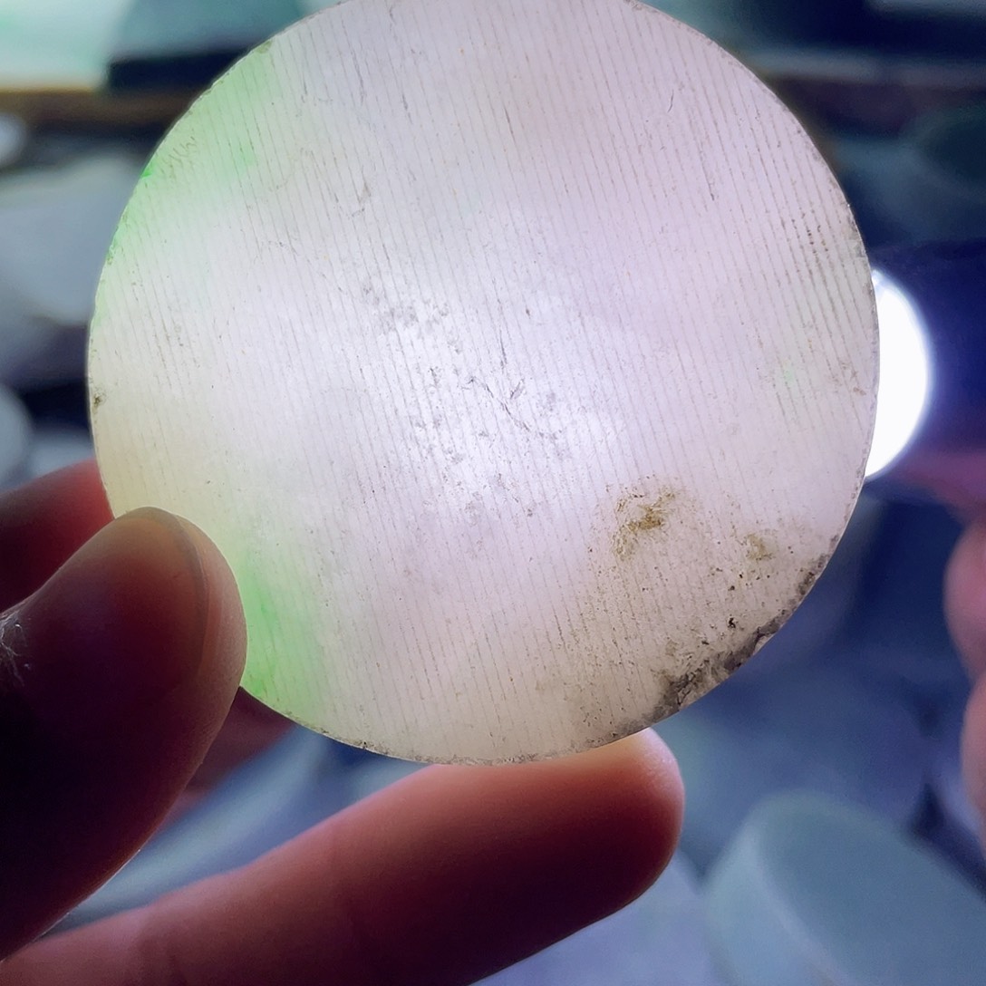 翡翠颈饰未镶嵌毛料53