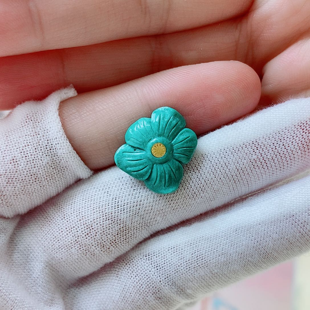 未镶嵌绿松石珠宝奇石