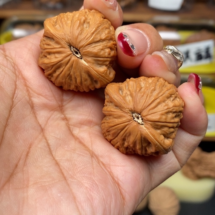 文玩核桃吊坠?***?33铁锤