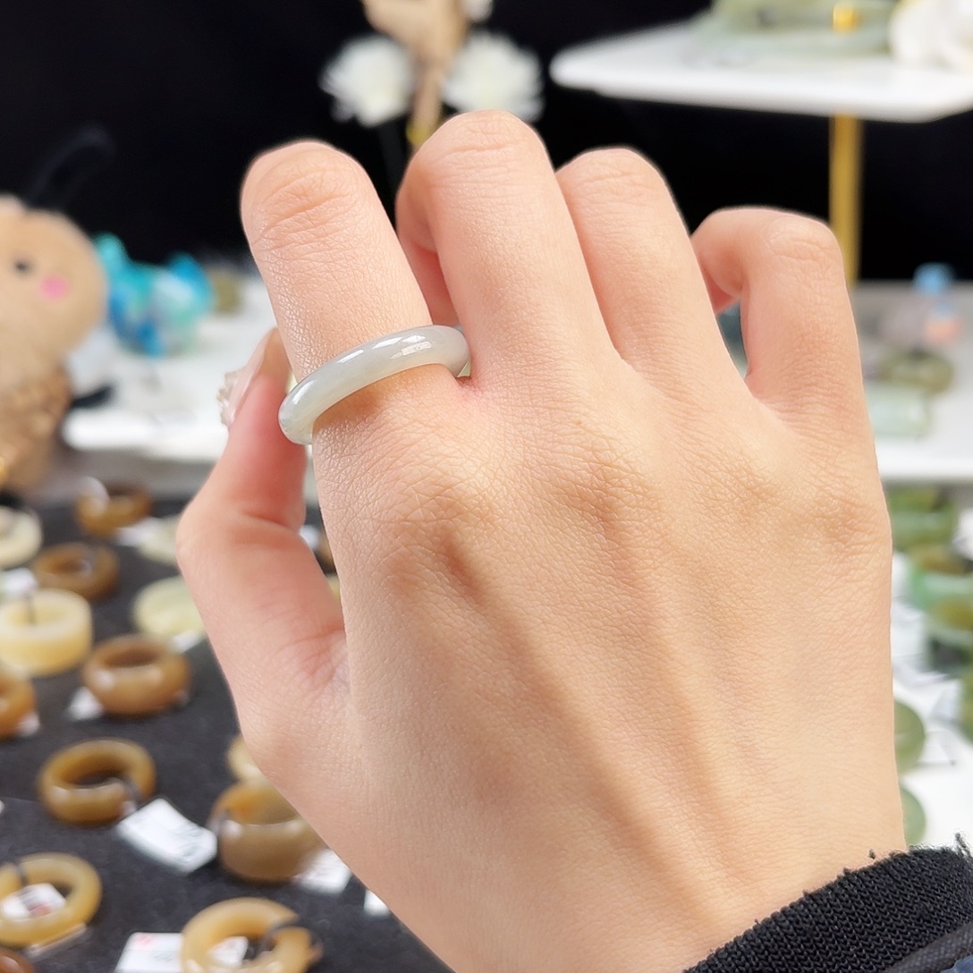 和田玉未镶嵌戒指P131冰透紫细条18不退换