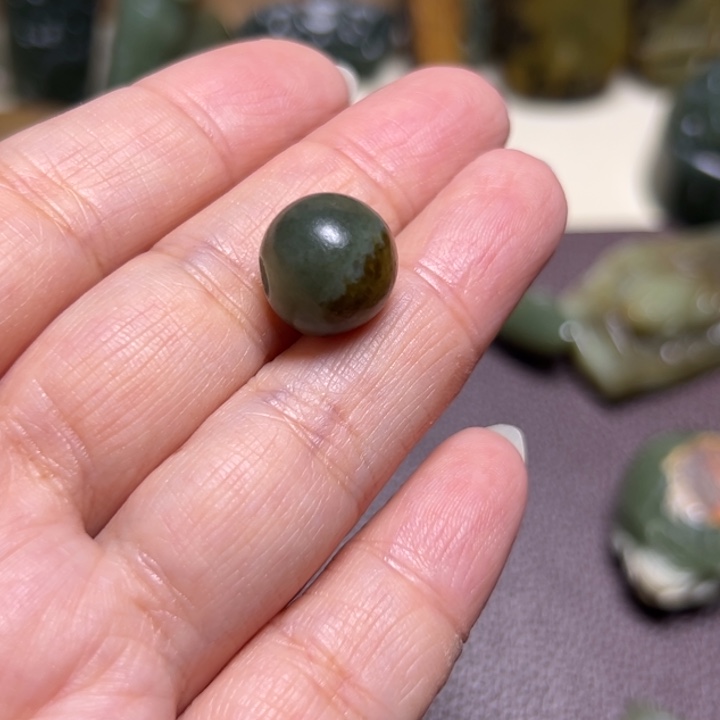 岫岩河磨玉（透闪石质玉）未镶嵌颈饰