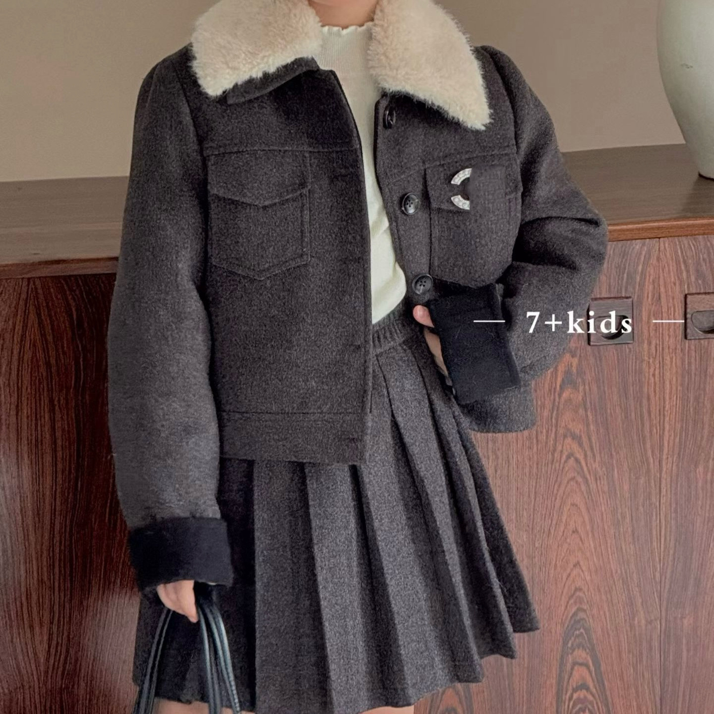 5088儿童小香风羽绒套装