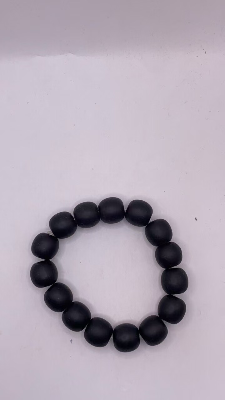 YY116【恒利】精美时尚大气搭配手串（多样性发其一）