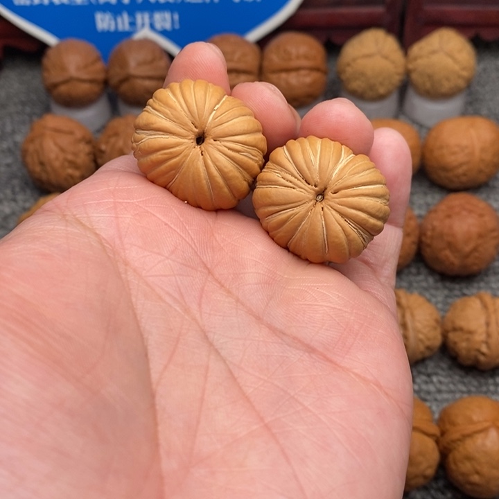 文玩核桃把件…………