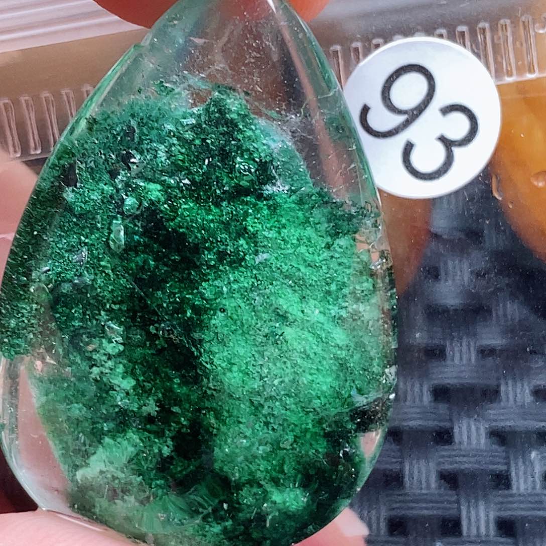 未镶嵌颈饰水晶辰****7